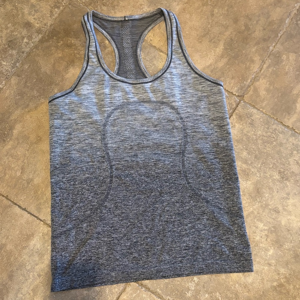 Lululemon Swiftly Tech Racerback Tank Top in Grey Ombré Size 10